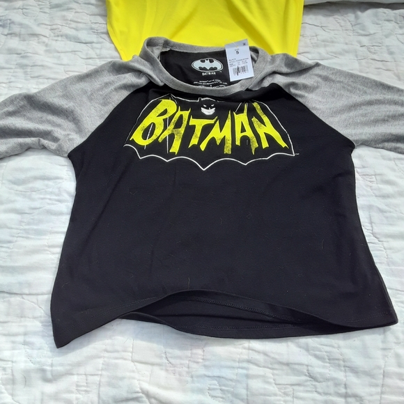 New Long Sleeve Batman Shirt - Picture 4 of 7
